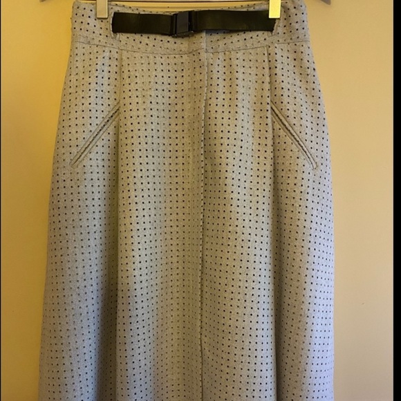 Zara Dresses & Skirts - SALE 🔴 | Zara Basic | Skirt!